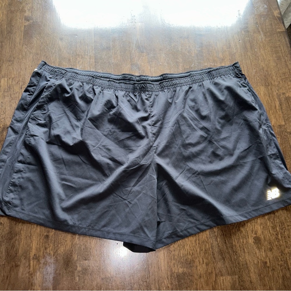 NWOT NEW BALANCE athletic shorts 5X